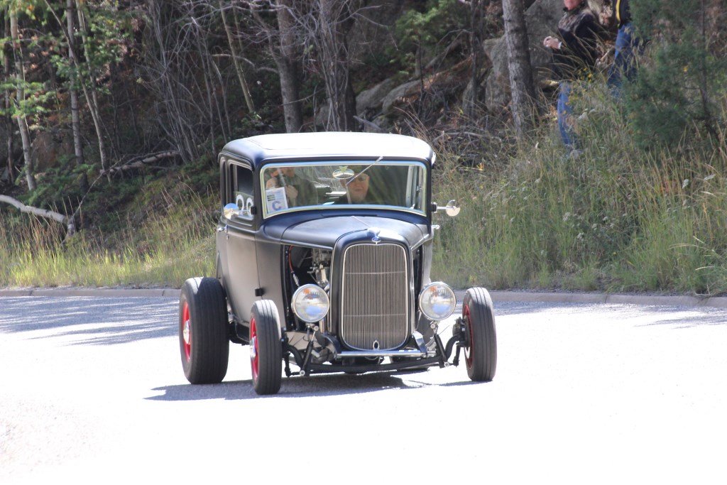 sat13_hotrodhillclimb123.jpg