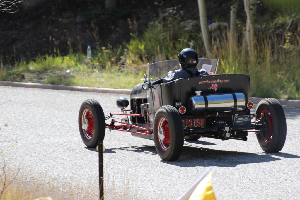 sat13_hotrodhillclimb129.jpg