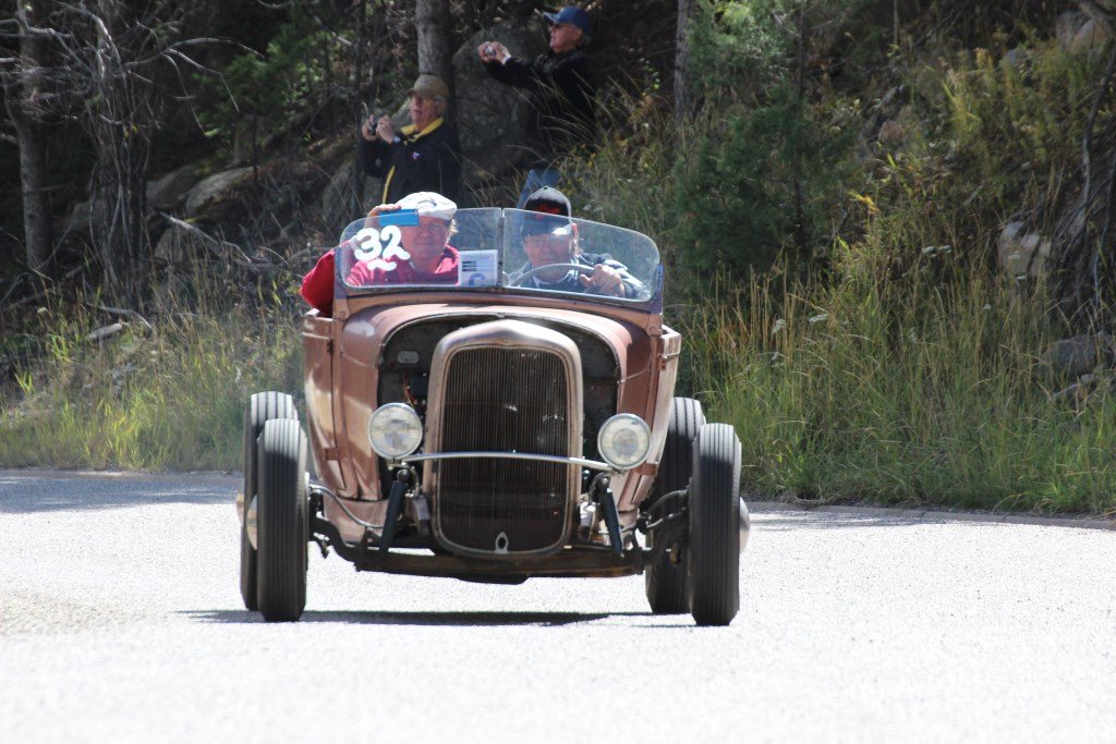 sat13_hotrodhillclimb200.jpg