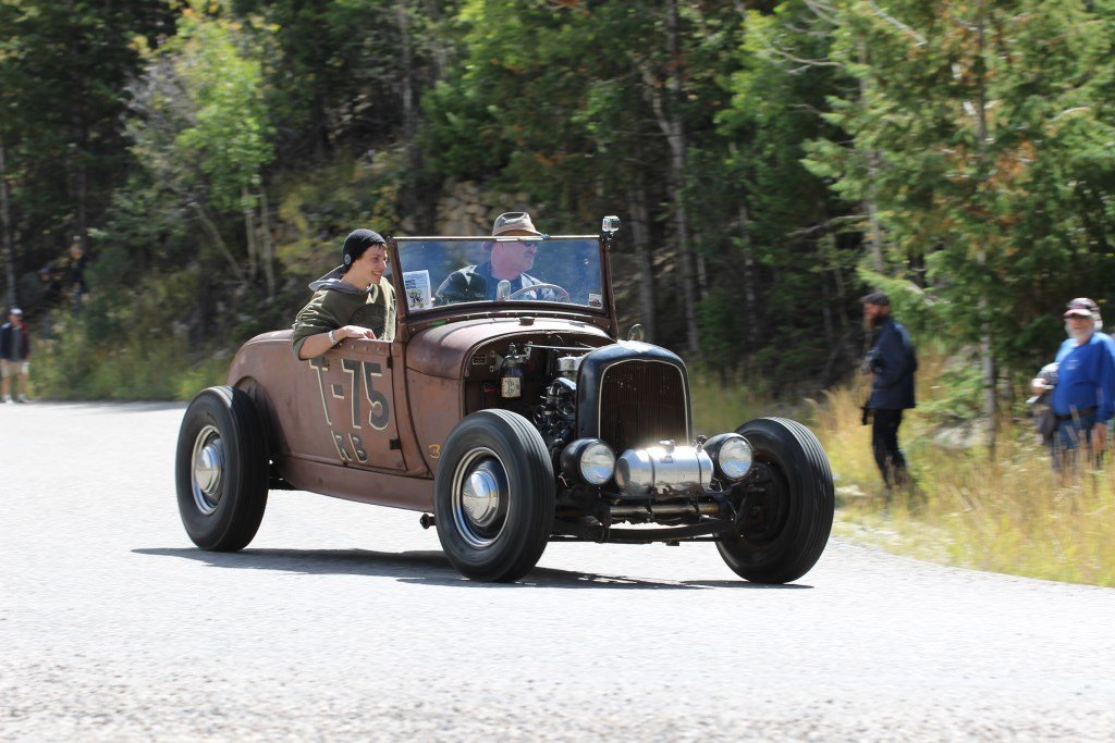 sat13_hotrodhillclimb310.jpg