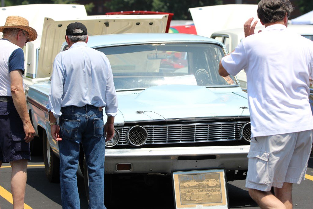 sat28_tributecar1a.jpg